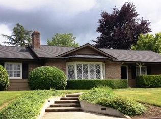 6715 SW Hamilton Ct, Portland, OR 97225