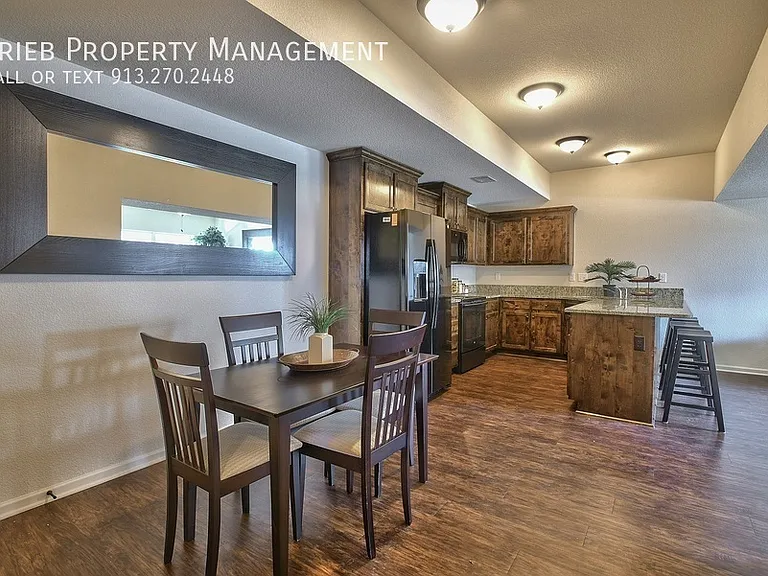 22062 W 124th Pl #2 — Photo 4