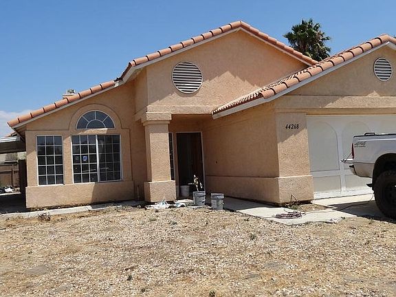 3rd image of 44268 Olive Ave