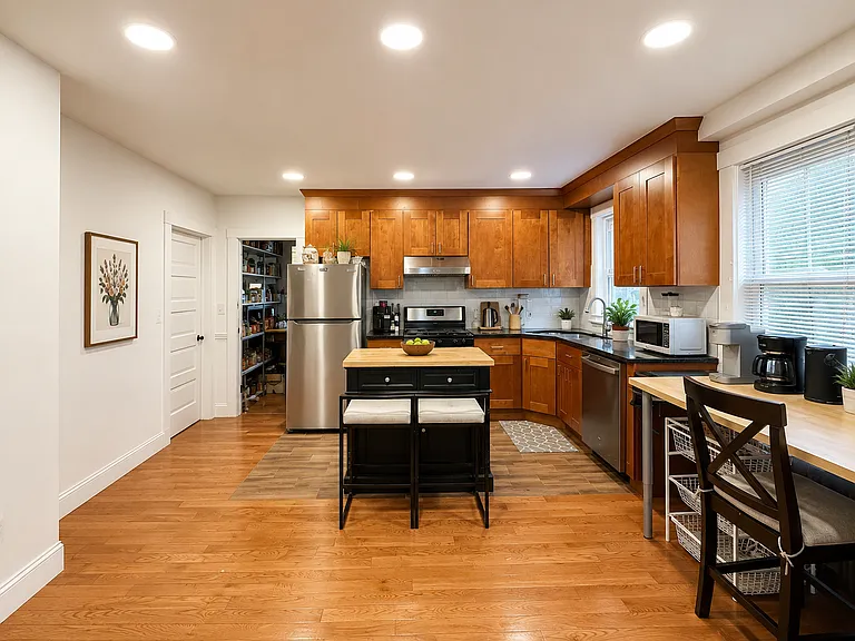 175 Beech St #2 — Photo 5