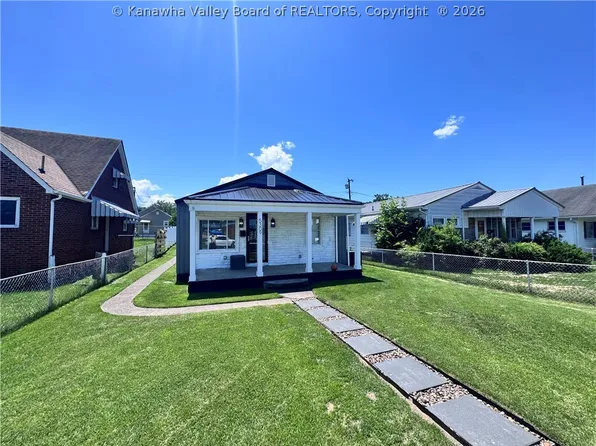 5309 Kentucky St, South Charleston, WV 25309