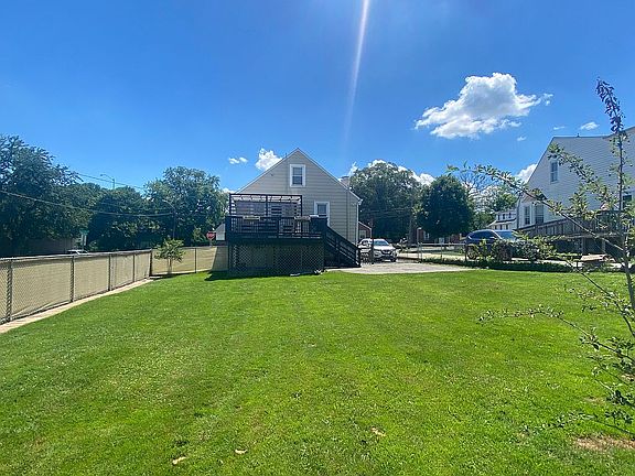 4th image of 8920 Avondale Rd