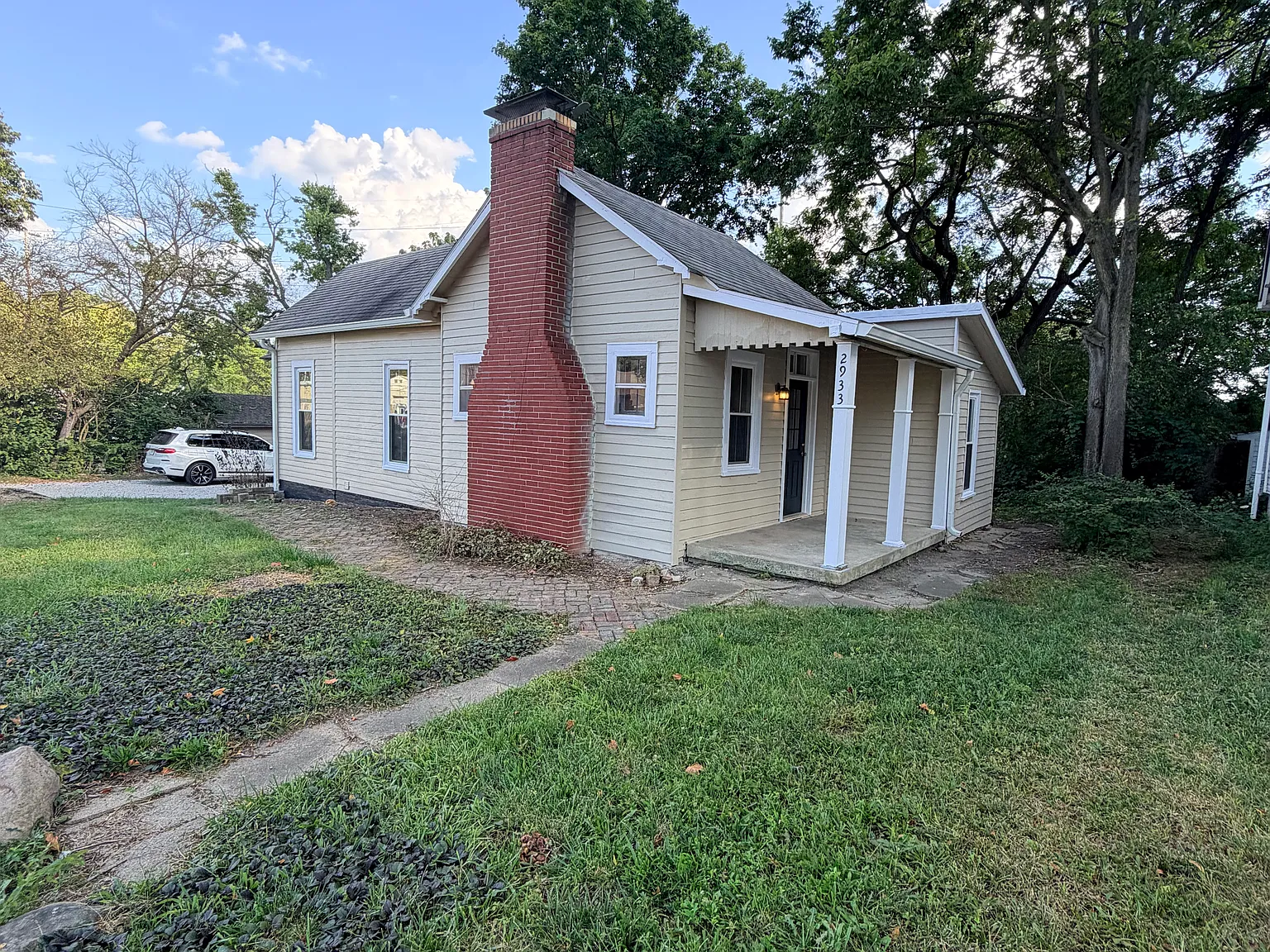 2 bed, 1200 sqft, $1,800 — Photo 2