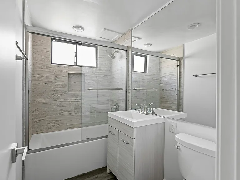 215 N Fickett St #5 — Photo 11