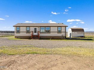 325 E HOUSTON Road, Paulden, AZ 86334