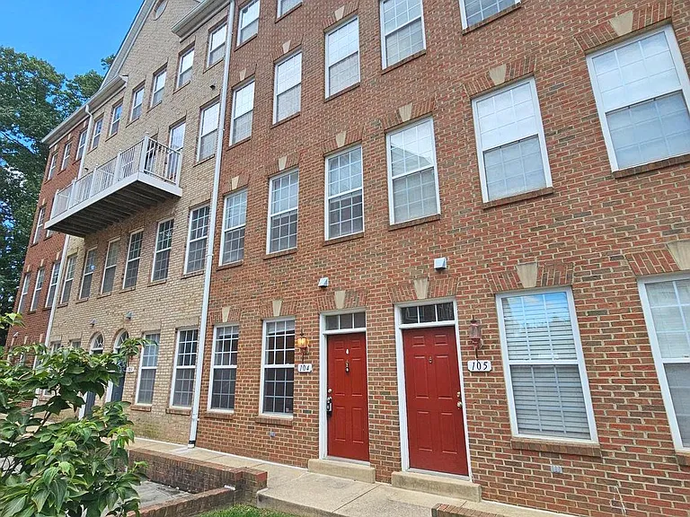 2665 Manhattan Pl #104 — Photo 1
