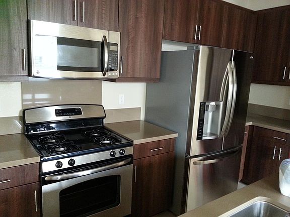 Kitchen w/SS Frig Included