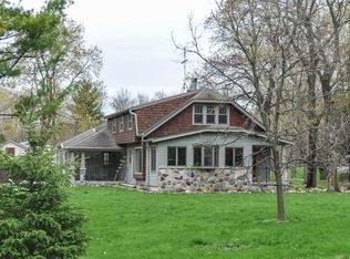 3230 Nagawicka Rd, Hartland, WI 53029