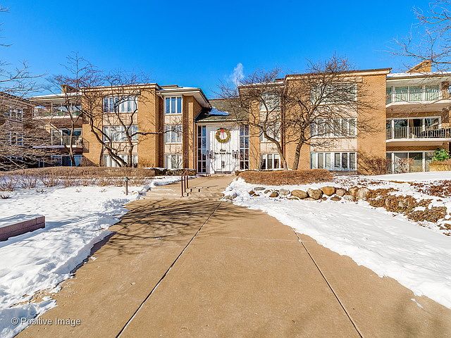 1st image of 1 Oak Brook Club Dr APT A201