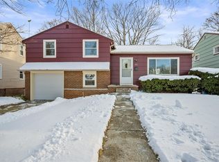 223 Burley Rd, Rochester, NY 14612