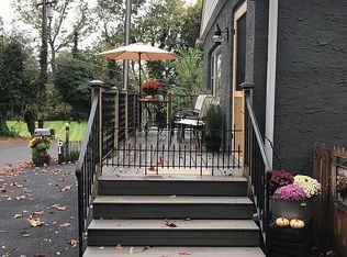 61 Klapperthal Rd, Reading, PA 19606