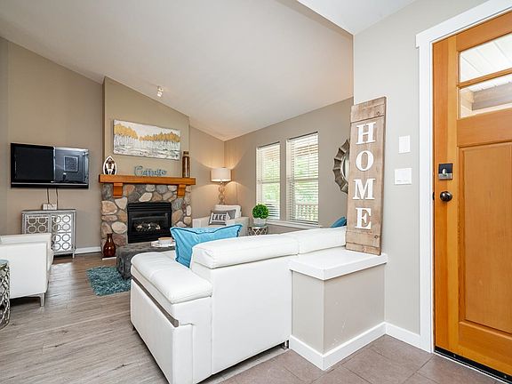 5th image of 1850 Wood Duck Way
