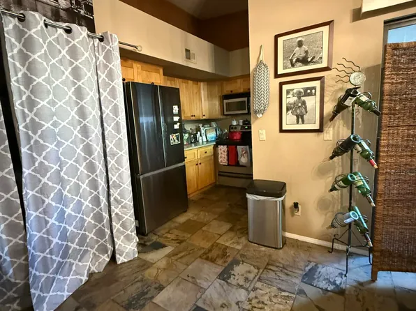 7300 N Dreamy Draw Dr Unit 217, Phoenix, AZ 85020