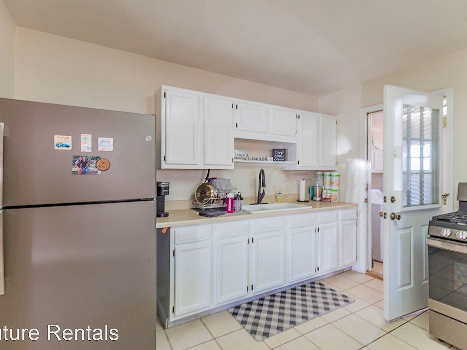 1st image of 2105 Bellmah Dr