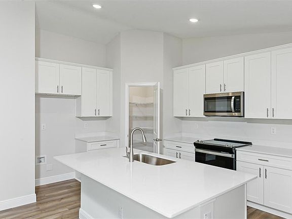 6th image of this home