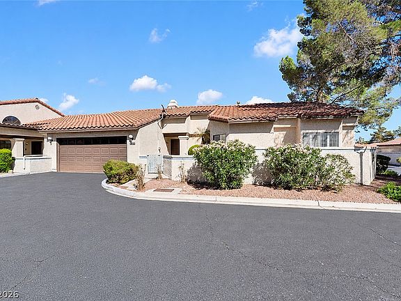 2nd image of 3125 La Mancha Way