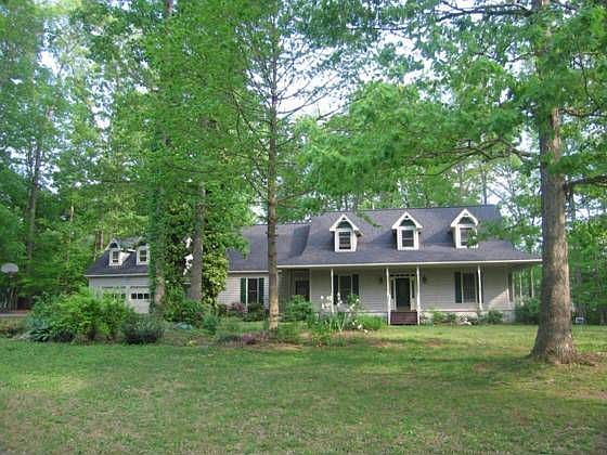 1st image of 173 Hunters Glen Dr