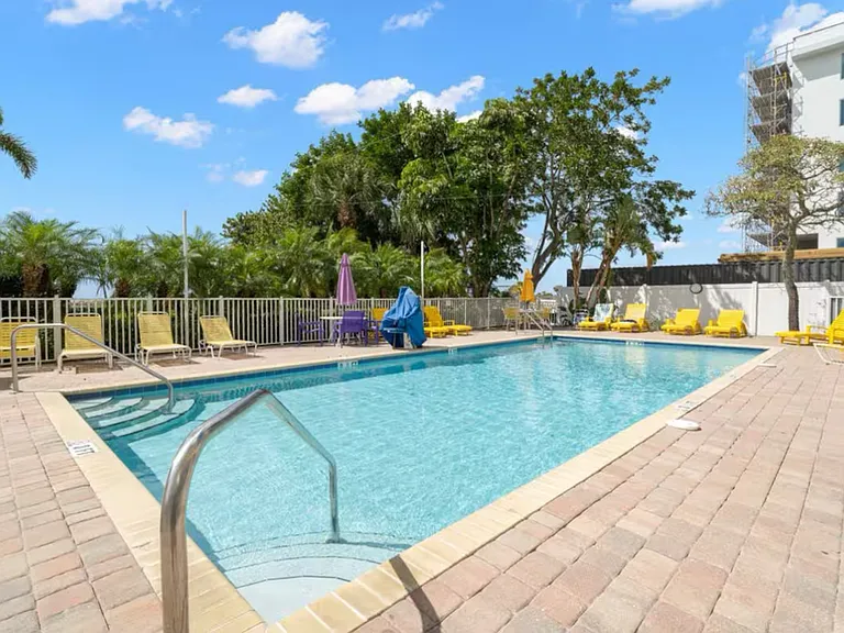 11360 Gulf Blvd #302 — Photo 20