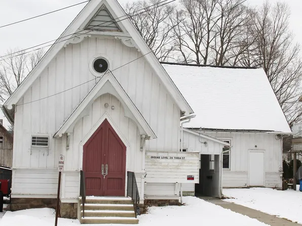 28/30 E Tioga St, Canton, PA 17724