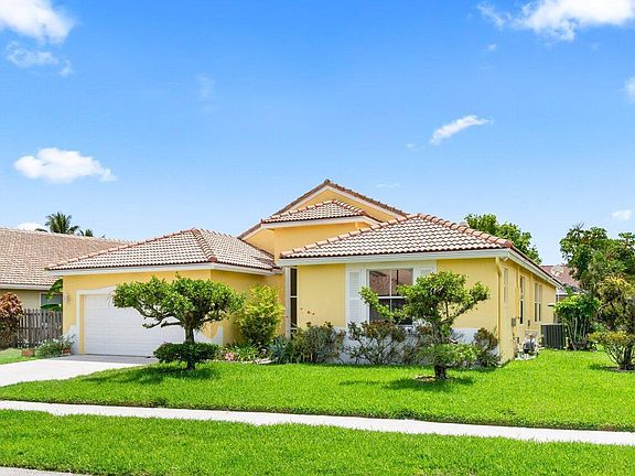 3rd image of 9193 Cove Point Cir