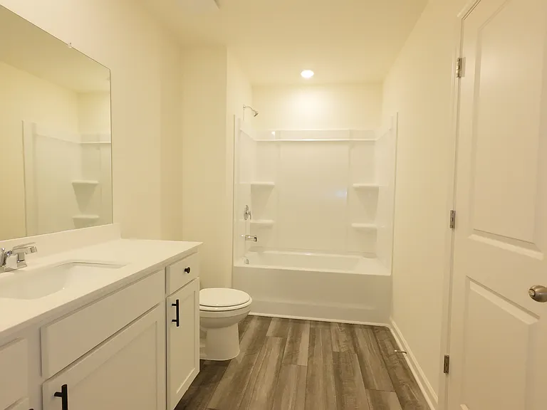 2071 Emerson — Photo 14
