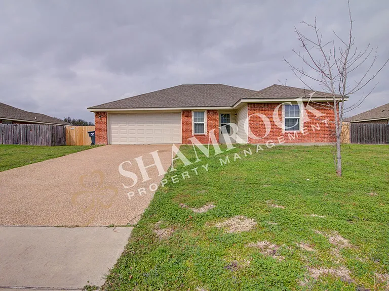 2017 Red Sage Dr — Photo 1