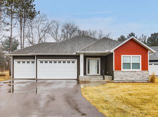 3496 87th St N, Stillwater, MN 55082