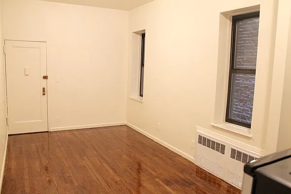 Rented by Citi Habitats | media 10