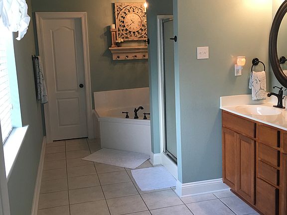 3rd image of 3856 Augustine Ln