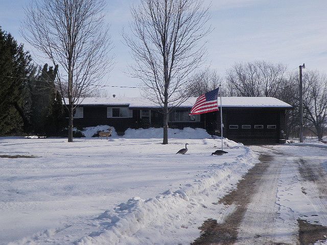 1st image of 2752 Jamestown Ave