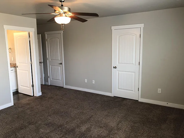 741 W Gallant Dr — Photo 15