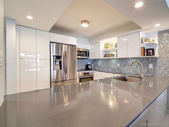 3rd image of 5701 Collins Ave APT 1219
