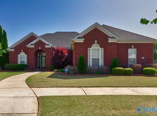 23 Wax Ln SW, Huntsville, AL 35824