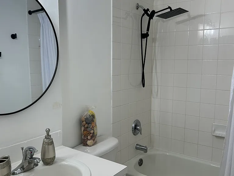 3370 NE 13th Circle Dr — Photo 3