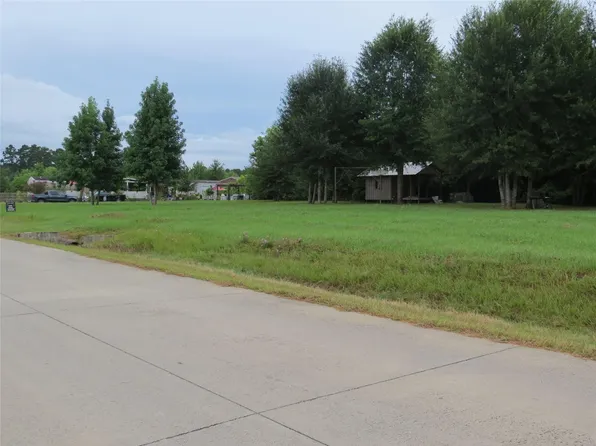 709 County Road 3554, Cleveland, TX 77327