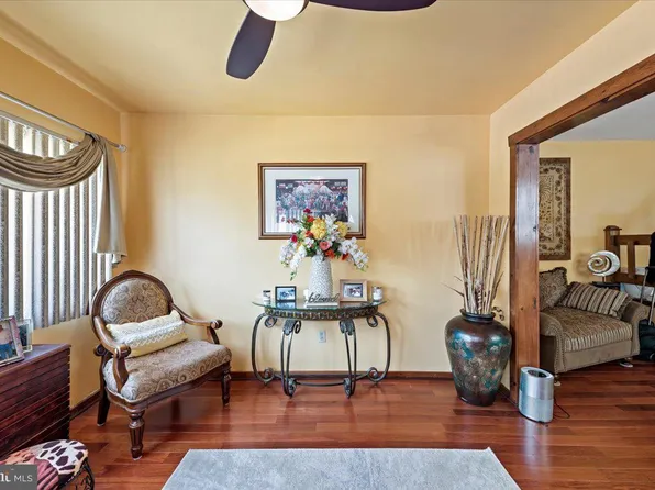 719 Fern St, Yeadon, PA 19050