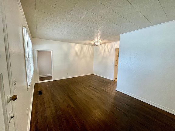 4th image of 2245 Churchill Way