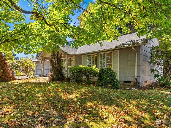 3rd image of 1202 NE 84th Avenue