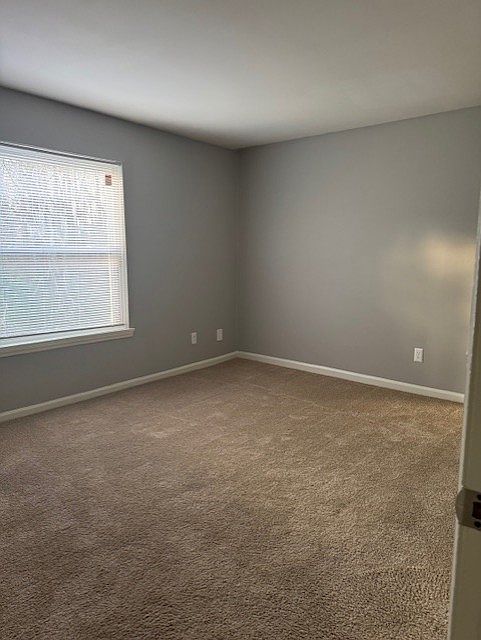 1st image of 1633 E Hudson Blvd
