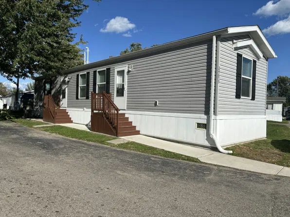 24679 N Morgan Ct #35, Harrison Township, MI 48045