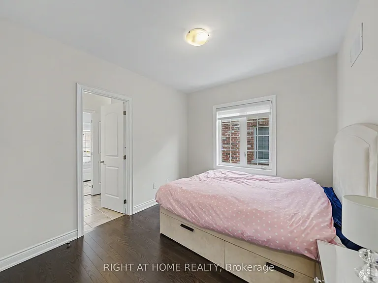 5 Rossini Dr — Photo 21