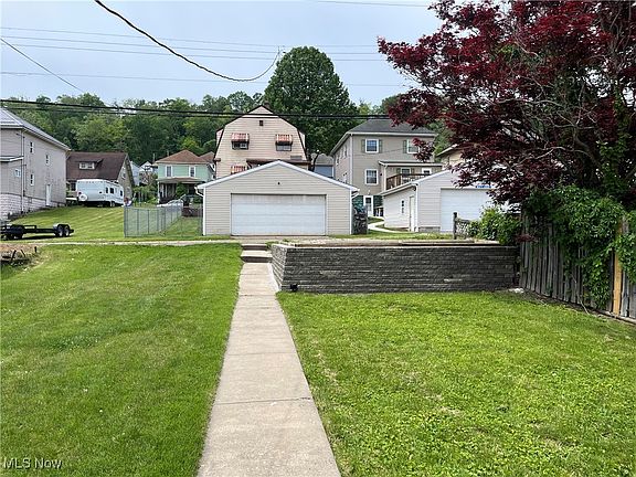 3rd image of 3039 West St