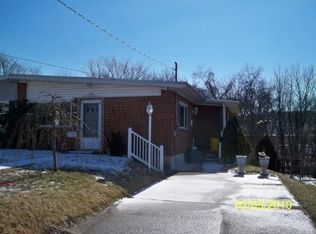 6925 Clearfield St, Harrisburg, PA 17111