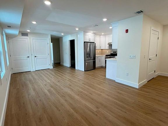 5th image of 312 Hackensack St Floor 2