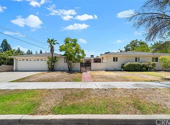 2nd image of 3395 Broadmoor Blvd