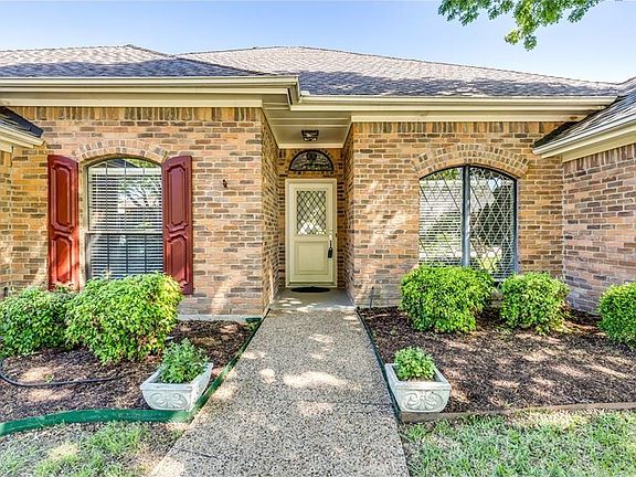 2nd image of 3413 Omar Ln