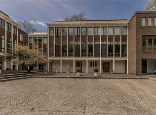 10501 Lake Shore Blvd APT 3, Bratenahl, OH