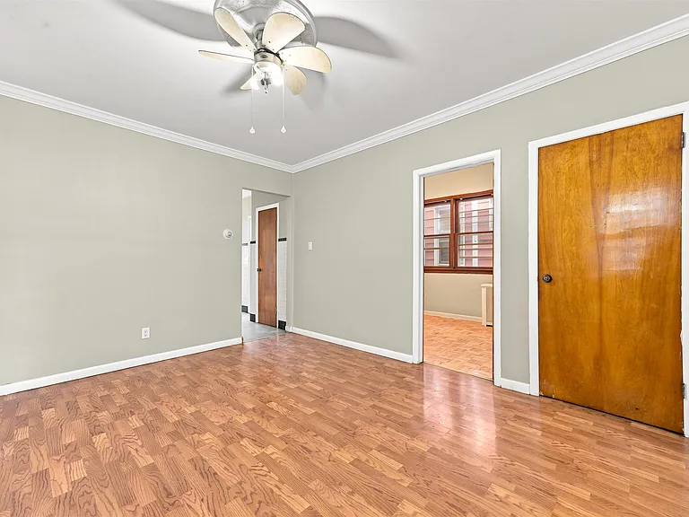 129 W 28th St #1 — Photo 13