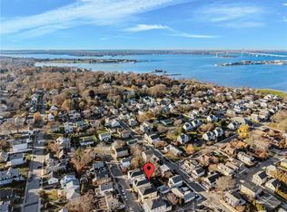 26 Atlantic St, Newport, RI 02840