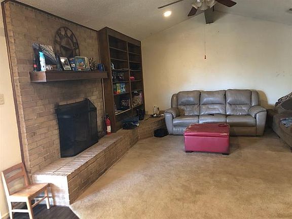 2nd image of 2310 Edgemont Dr